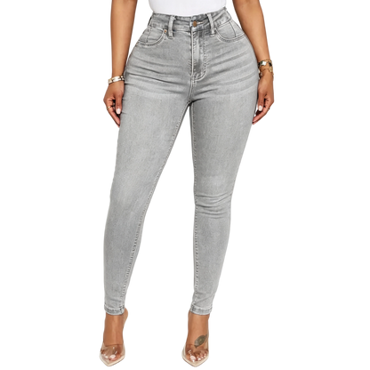Sculpting, form-fitting jeans